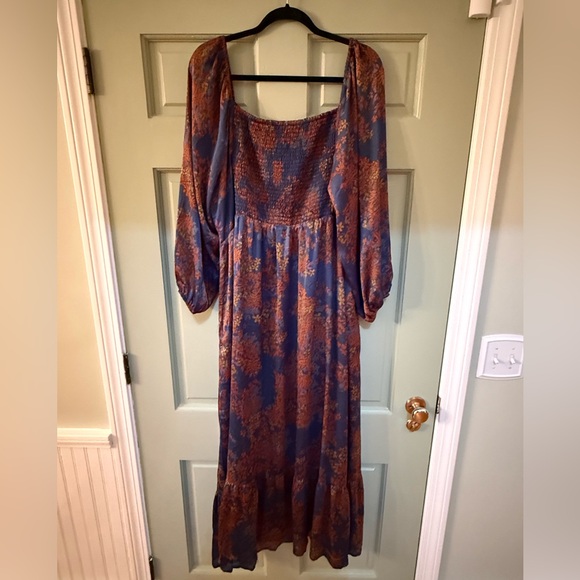 Skies Are Blue Autumn Floral Maxi Dress - Picture 3 of 7